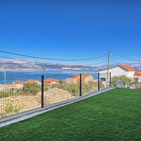 Soul - Sea-view Garden & Pool Slatine